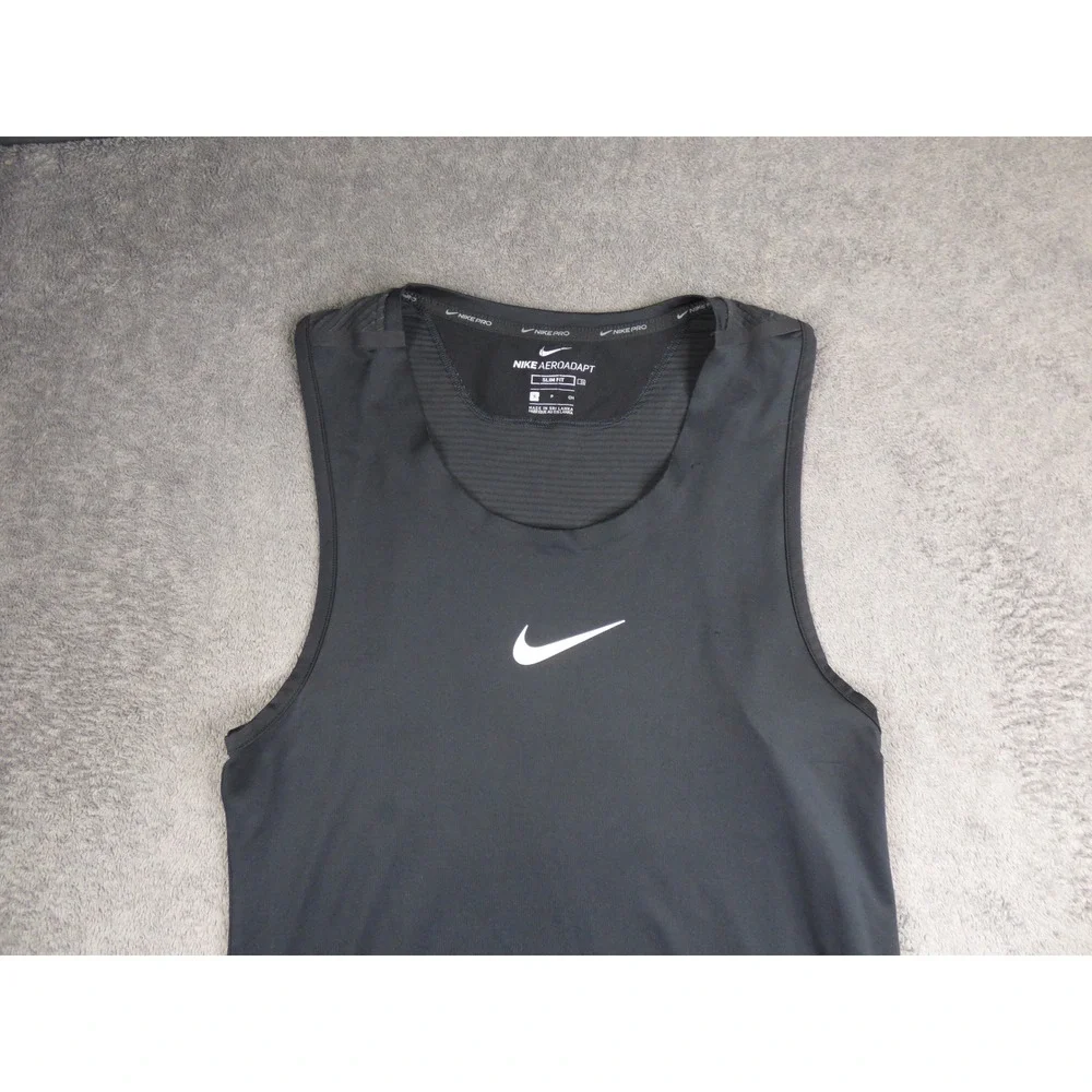 Nike Pro AeroAdapt Mens Slim Fit Tank Top Black BV1330-010 Size Small